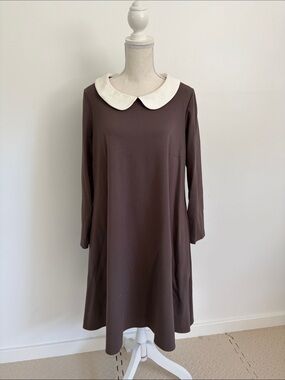 Le Muse Brown Dress with White Peter Pan Collar XL